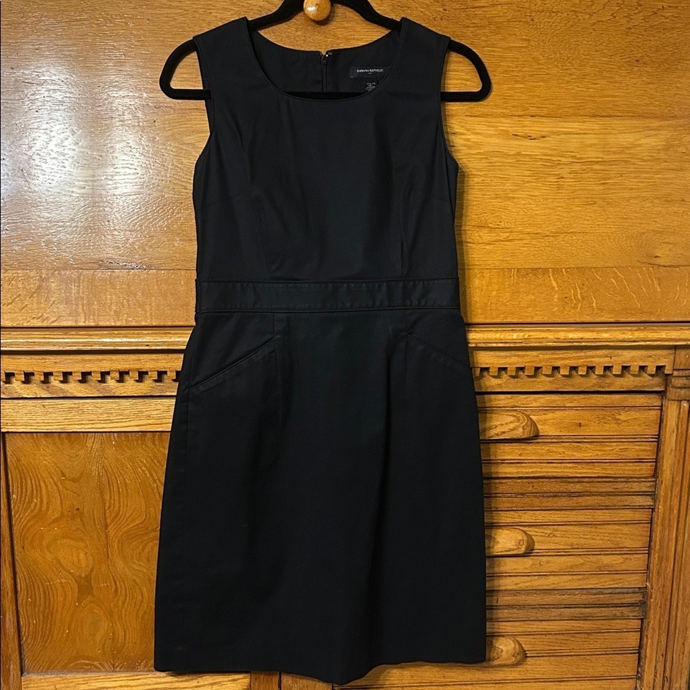 Banana Republic Clean Girl Black Sleeveless Sheath Dress Pockets Stretch Cotton